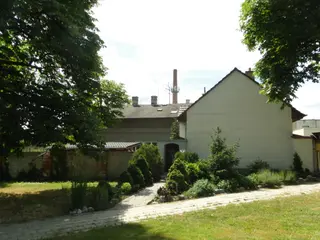 Rodinný dům a podíl na sousedním domě Velké Pavlovice, okres Břeclav 