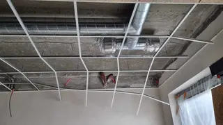 Rozestavěná čerpací stanice PHM s pozemky Letňany, ulice Beranových, Praha