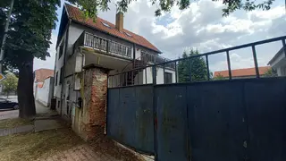 Budovy bývalé farmy Vestec, okr. Praha-západ