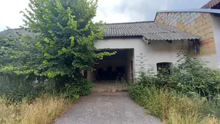 Budovy bývalé farmy Vestec, okr. Praha-západ