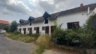 Budovy bývalé farmy Vestec, okr. Praha-západ