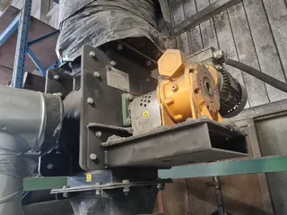 Rubber Bohemia, s.r.o. - soubor strojů a zařízení recyklační linky na zpracování gumové drtě na gumový prášek