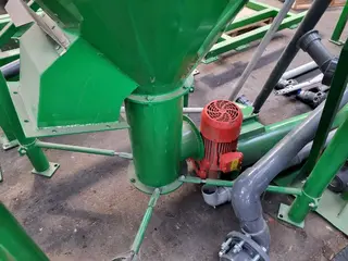 Rubber Bohemia, s.r.o. - soubor strojů a zařízení recyklační linky na zpracování gumové drtě na gumový prášek