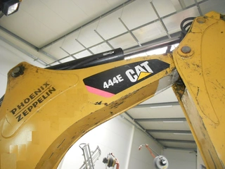 Rýpadlo, nakladač-Caterpillar 444 E