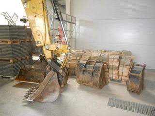 Rýpadlo, nakladač-Caterpillar 444 E