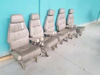 sedadla do letadla Beech 200