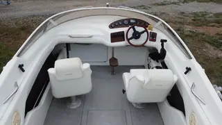 Jacht servis 04. Sessa Key Light 21 Sportline motorový člun