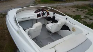 Jacht servis 04. Sessa Key Light 21 Sportline motorový člun