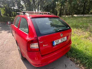 ŠKODA OCTAVIA II COMBI 1.6 MPI 75 kW, benzín – r. v. 2010