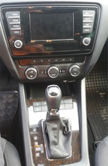 Škoda Octavia III 2,0TDI Combi Elegance DSG, NAVI, BI-XENONY