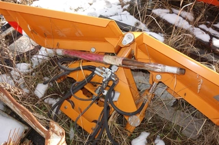 Sněhová radlice Typ PVS 130