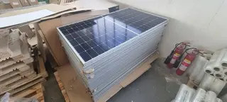 Soubor komponentů fotovoltaických systémů