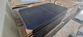 Soubor komponentů fotovoltaických systémů