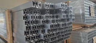 Soubor komponentů fotovoltaických systémů