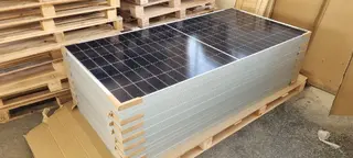 Soubor komponentů fotovoltaických systémů