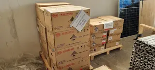 Soubor komponentů fotovoltaických systémů