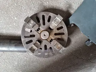 INTORA 02. Soustruh hrotový Trens SN 500SA/1500