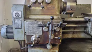 Styl Plzeň 01. Soustruh SN 320/750