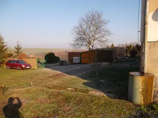 Spoluvl. podíl 82/292 budova Zvoleněves, okres Kladno