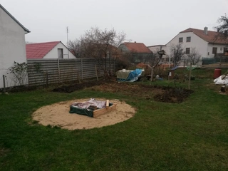 Spoluvlastnický podíl 1/2 RD Přítluky, ul. Uličky
