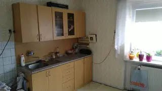 Spoluvlastnický podíl id. 1/2 k RD s garáží a zahradou, Habry