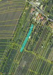 Spoluvlastnický podíl id. 1/2 pozemků (vinice) Polešovice, okres Uherské Hradiště