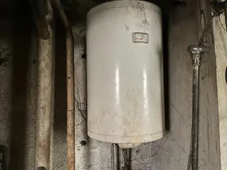 Spoluvlastnický podíl  id.1/4 na RD Bratkovice s pozemky 13.651 m2