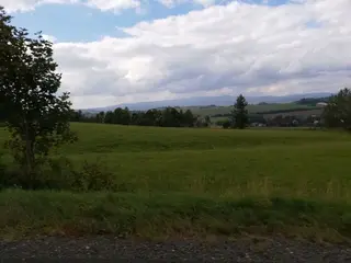 Spoluvlastnický podíl id. 1/6 zemědělských pozemků Jelení u Bruntálu 