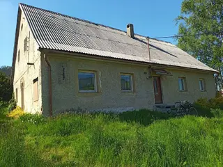 Podíl id.1/6 na RD Česká Ves