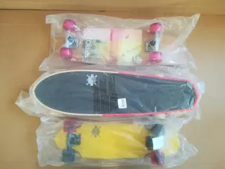 Sportovní vybavení Converse a Havaianas, Unique Customer Zone s.r.o.
