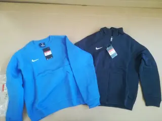 Sportovní vybavení pro fotbal, Unique Customer Zone s.r.o.