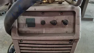 PŽSK 124. Svářečka ESAB LAX 380W / MEK 4