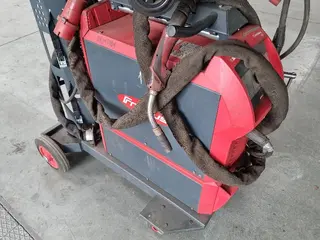 P.Q.S.  01. Svářečka Fronius TransSteel 5000 / VR 5000