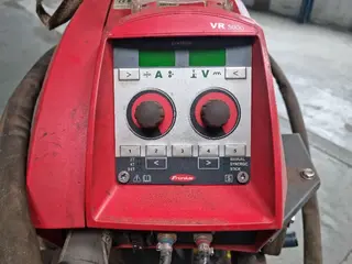 P.Q.S. 03. Svářečka Fronius TransSteel 5000 / VR 5000