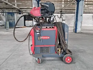 P.Q.S. 04. Svářečka Fronius TransSteel 5000 / VR 5000