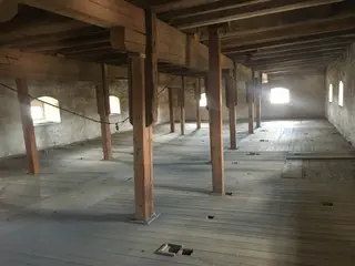 Sýpka Červený Hrádek u Bečvár, okres Kolín