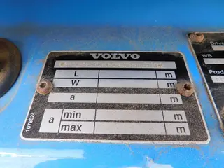 Tahač návěsů VOLVO 2 - AUTOTRANS PETROL s.r.o.