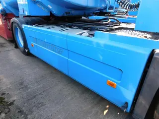 Tahač návěsů VOLVO 2 - AUTOTRANS PETROL s.r.o.