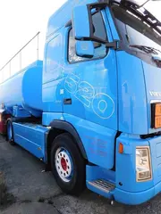 Tahač návěsů VOLVO 2 - AUTOTRANS PETROL s.r.o.