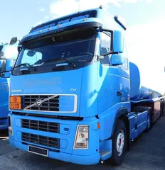 Tahač návěsů VOLVO 2 - AUTOTRANS PETROL s.r.o.