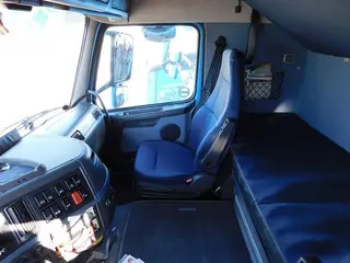 Tahač návěsů VOLVO 2 - AUTOTRANS PETROL s.r.o.