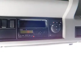 Tahač návěsů VOLVO - AUTOTRANS PETROL s.r.o.