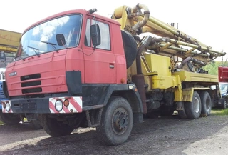 TATRA 815 (betonpumpa)