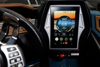 JS 01 Tigé Z3 motorový člun
