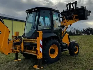 TBK 014 Traktorbagr JCB 3CX 14MFWM