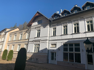 Internátní škola Starodávná tradice, Karlovy Vary