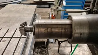 Moneta 02. UNIVERZÁLNÍ HORIZONTÁLNÍ CNC VYVRTÁVACÍ STROJ WHN 13