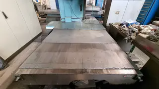 Moneta 02. UNIVERZÁLNÍ HORIZONTÁLNÍ CNC VYVRTÁVACÍ STROJ WHN 13