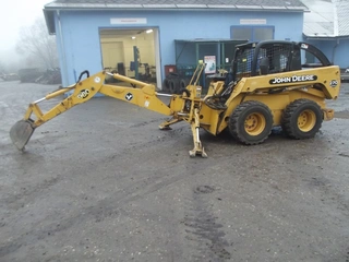 UPUŠTĚNO !!! Kolový nakladač John Deere 270