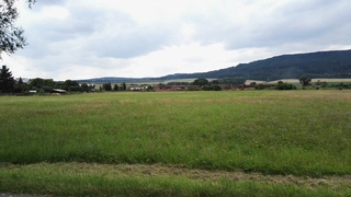 UPUŠTĚNO. Pozemek Chornice